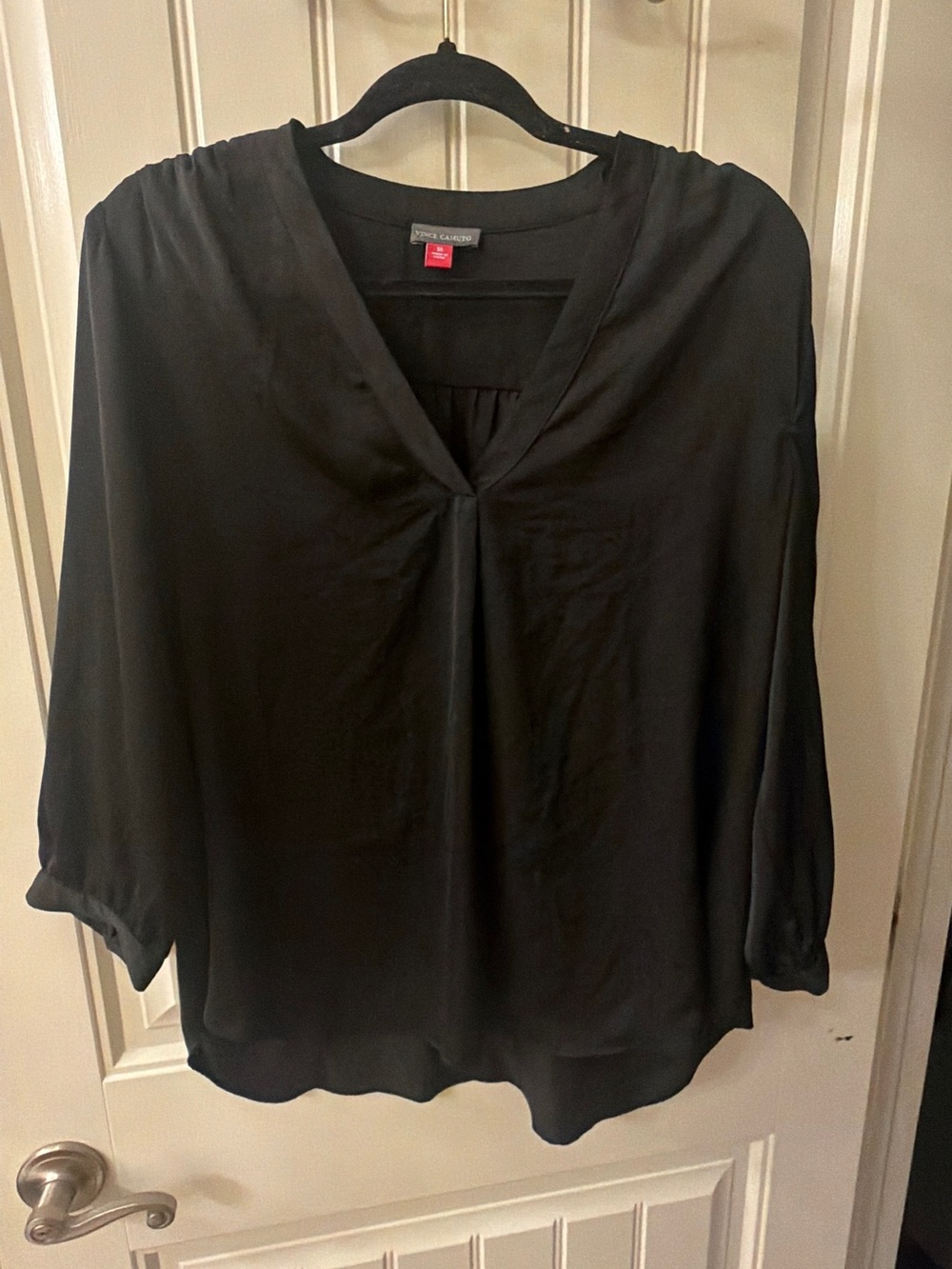 Vince Camuto Black V-Neck Gathered Sleeve Blouse